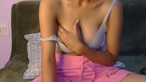 lolaa online show from 03-19-26, 10:41