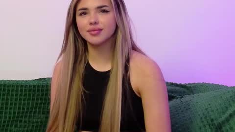 lolaamore_ online show from 12-03-25, 08:29