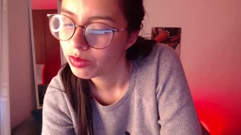 Snapshot of lolaandcamille chatting on 03-03-25, 10:42 lolaandcamille online show from 03-03-25, 10:42