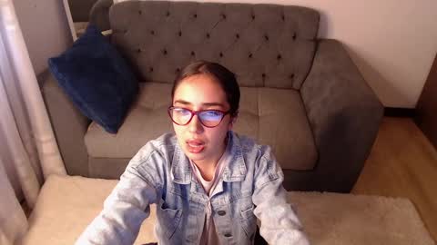 Snapshot of lolaandcamille chatting on 03-04-25, 10:27 lolaandcamille online show from 03-04-25, 10:27