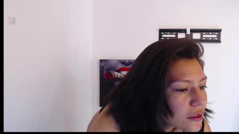 Snapshot of lolaandcamille chatting on 09-27-25, 09:14 lolaandcamille online show from 09-27-25, 09:14