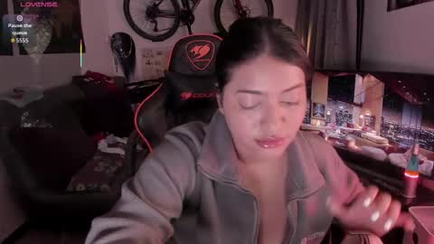 lolaasmith_21 online show from 01-16-26, 04:49