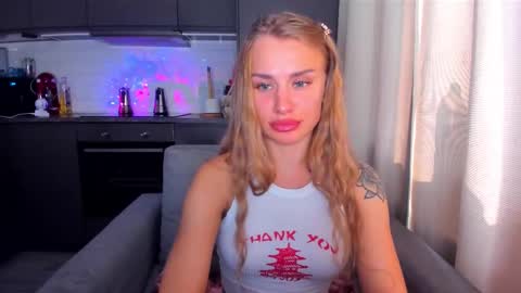 Snapshot of lolabani675452 chatting on 09-14-25, 07:51 lolabani675452 online show from 09-14-25, 07:51