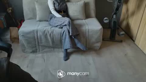 Snapshot of lolacharly chatting on 02-05-25, 03:20 z1cpl38 online show from 02-05-25, 03:20