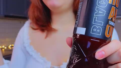 Lola online show from 02-26-26, 03:55