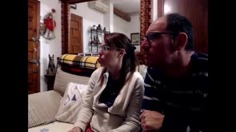 LOLA HUESO y ERIC online show from 01-31-25, 08:12