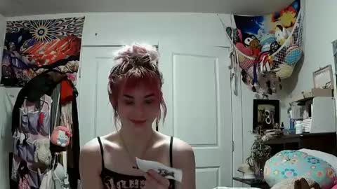 Snapshot of lolalixx6969 chatting on 01-31-25, 10:31 Lola Lixx online show from 01-31-25, 10:31