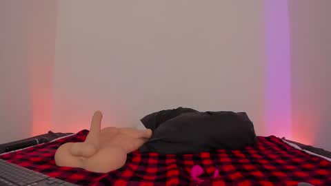 Snapshot of lolap_ chatting on 12-10-24, 09:00 Lola online show from 12-10-24, 09:00