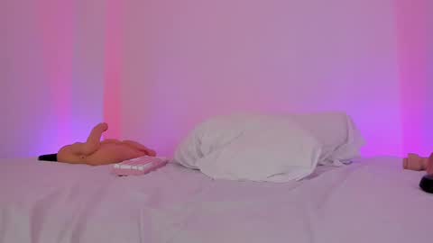 Snapshot of lolap_ chatting on 03-09-25, 10:30 Lola online show from 03-09-25, 10:30