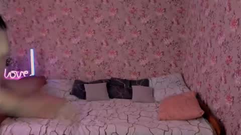 Lola Next stream January 6th at 0500am  30 minutes GMT online show from 02-07-26, 05:22