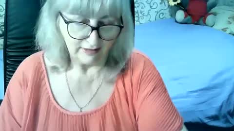 Snapshot of lolkaalyss chatting on 01-27-25, 09:55 LolkaAlyss online show from 01-27-25, 09:55