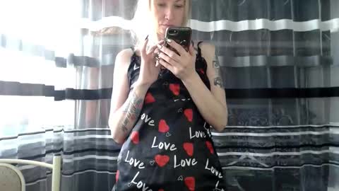 Lisa online show from 10-01-25, 05:57