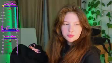 Mona online show from 10-04-25, 07:23