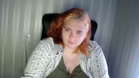 Snapshot of lollynomelty chatting on 12-20-25, 11:12 LollyNomelty online show from 12-20-25, 11:12