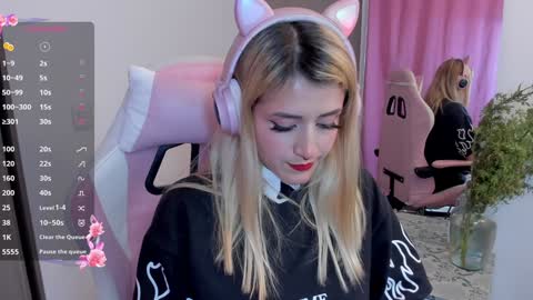 Lolly online show from 12-30-24, 03:03