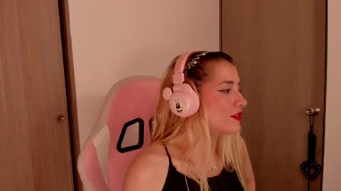 Lolly online show from 02-27-25, 03:47