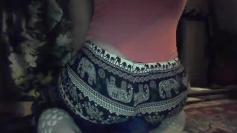 Snapshot of lolwhy21521 chatting on 09-17-25, 04:14 Lolwhy21 online show from 09-17-25, 04:14