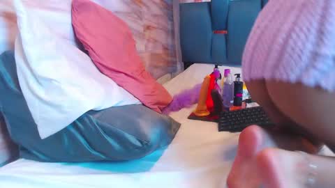 lolypo61700 online show from 02-16-25, 11:05