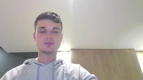 Snapshot of london_tomy chatting on 09-23-25, 02:03 london_tomy online show from 09-23-25, 02:03