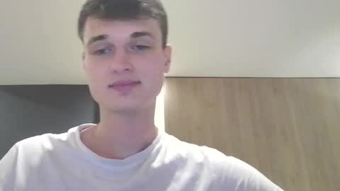 Snapshot of london_tomy chatting on 10-04-25, 01:14 london_tomy online show from 10-04-25, 01:14