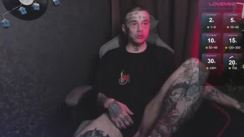 Snapshot of lone1ycrystal chatting on 12-25-24, 10:50 Chris online show from 12-25-24, 10:50