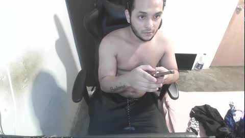 Snapshot of long_dick_boy_ chatting on 11-08-25, 02:34 Marvin Santiago online show from 11-08-25, 02:34