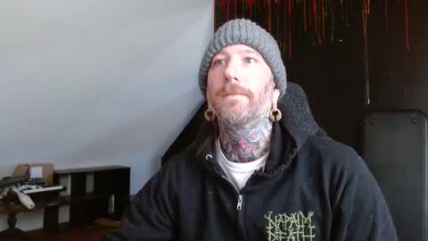 longhair online show from 01-15-25, 05:15