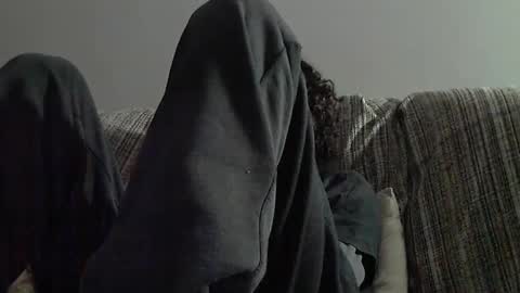 Snapshot of longnight5 chatting on 01-15-25, 06:40 Alejandro Rulitos Twitter longnight55 Intagram 5longnight5 online show from 01-15-25, 06:40