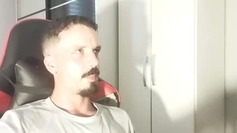 Snapshot of lookaz4010 chatting on 02-24-25, 02:48 Lucas online show from 02-24-25, 02:48