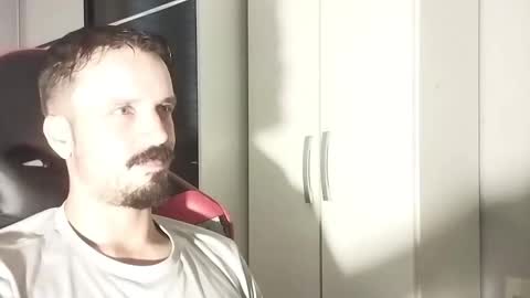 Snapshot of lookaz4010 chatting on 03-11-25, 12:39 Lucas online show from 03-11-25, 12:39