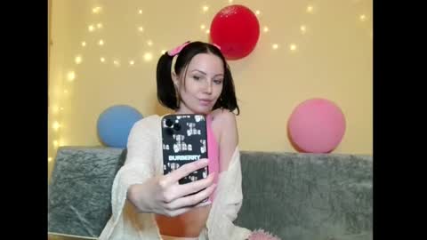 Snapshot of loonsey chatting on 03-12-25, 09:03 loonsey online show from 03-12-25, 09:03