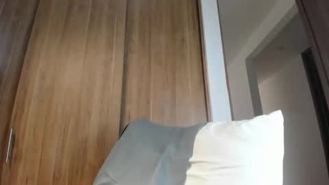 Mia Aniston online show from 11-12-25, 07:13