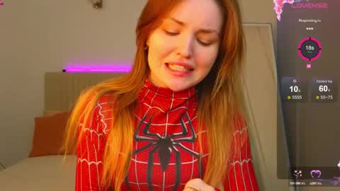 Snapshot of lora_amber chatting on 09-13-25, 11:43 Lora online show from 09-13-25, 11:43