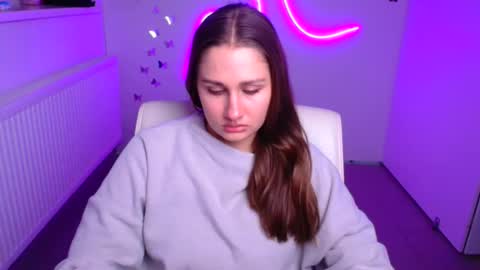 Lora online show from 11-01-25, 06:26