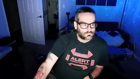 Snapshot of lord_steve chatting on 03-11-25, 01:05 Steve online show from 03-11-25, 01:05