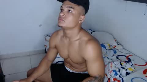 Snapshot of lordblaze_ chatting on 10-18-25, 09:10 Dominic online show from 10-18-25, 09:10