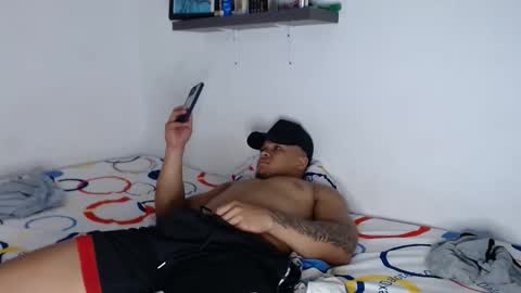 Snapshot of lordblaze_ chatting on 10-25-25, 03:03 Dominic online show from 10-25-25, 03:03