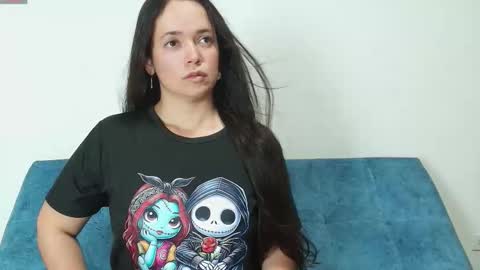 Snapshot of loreen_grey chatting on 01-07-26, 08:11 Loren Grey online show from 01-07-26, 08:11