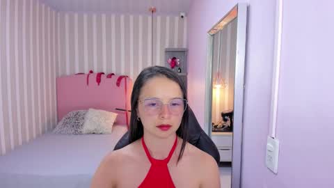 lorelaigiven online show from 11-05-25, 12:27