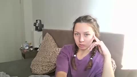 Snapshot of lorelea_cute chatting on 09-30-25, 11:59 Lorelea cute online show from 09-30-25, 11:59