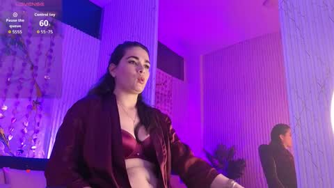 Snapshot of loren_tay chatting on 02-15-26, 03:25 Loren online show from 02-15-26, 03:25