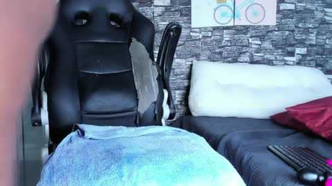 Ashley Cotez online show from 04-10-26, 03:12