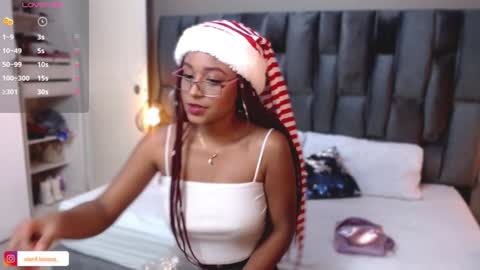 Snapshot of lorena_vieira_ chatting on 12-31-24, 07:51 Lorena Vieira online show from 12-31-24, 07:51