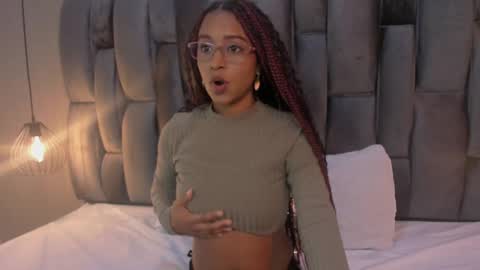 Snapshot of lorena_vieira_ chatting on 03-07-25, 07:27 Lorena Vieira online show from 03-07-25, 07:27