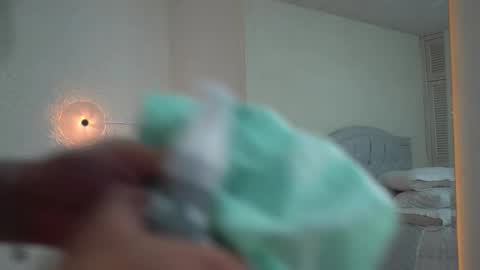 Loren Allen  online show from 02-18-26, 03:24