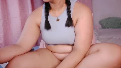 sofia online show from 12-17-25, 04:29