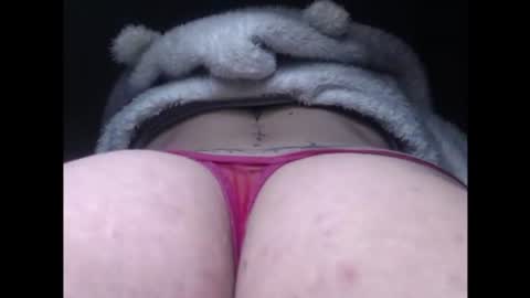 Snapshot of lorenitha_20 chatting on 07-11-26, 05:26 lorenitha online show from 07-11-26, 05:26
