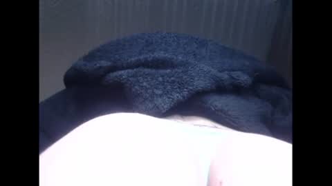 Snapshot of lorenitha_20 chatting on 07-28-26, 06:07 lorenitha online show from 07-28-26, 06:07