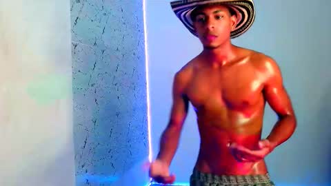 Lorian Vikel  online show from 09-30-25, 10:59