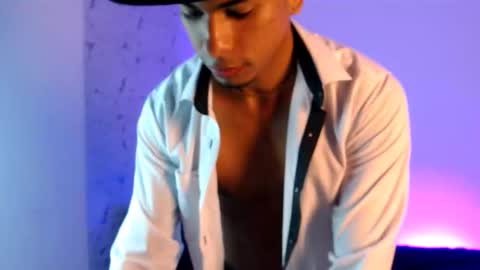 Lorian Vikel  online show from 02-06-26, 05:01